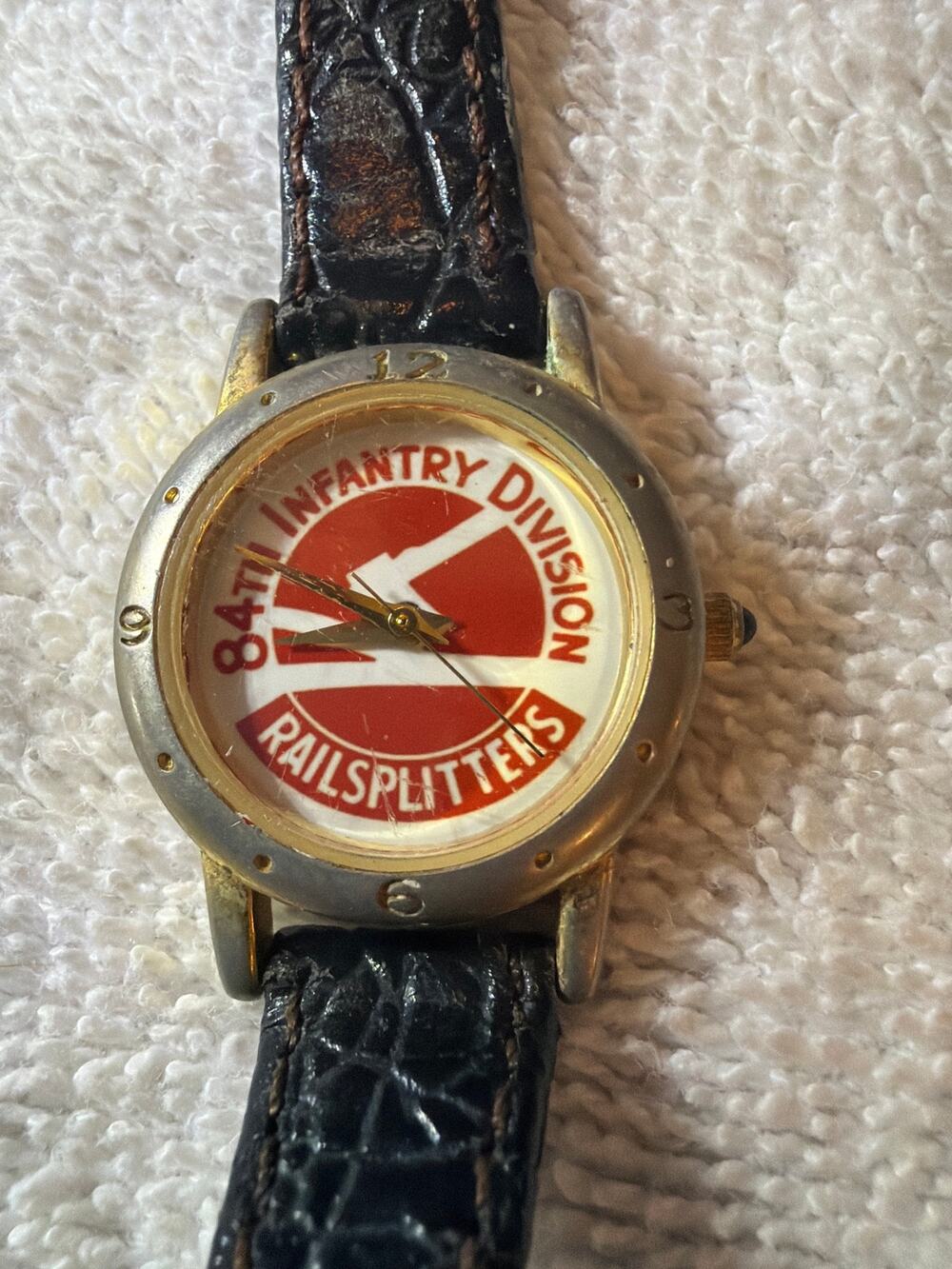 US Army 84th Infantry Division Railsplitters Military Commemorative Watch